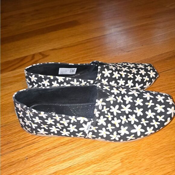 Toms black Daisy espadrille flats women size 7 - Picture 1 of 7